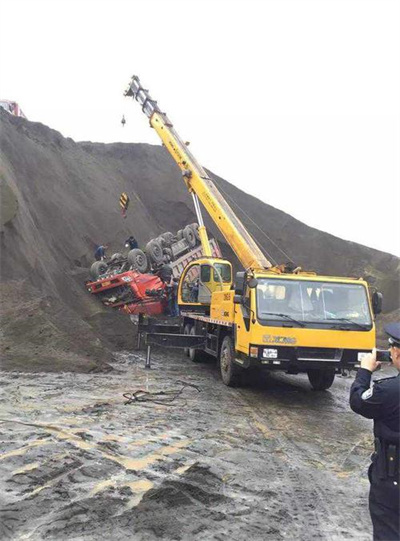 乌恰上犹道路救援